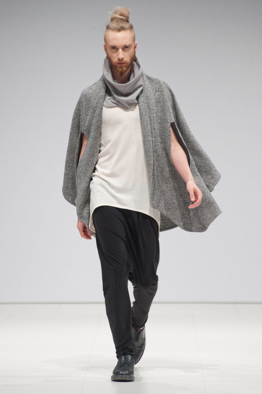 GRAPHITE CLOAK